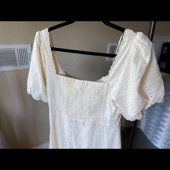 NWT | ASTR | Ivory Eyelet Maxi Dress - Picture 12 of 13
